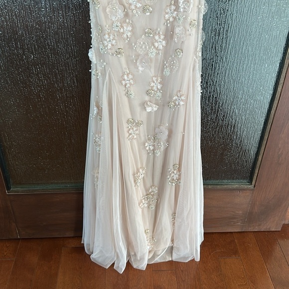 Mac Duggal One Shoulder Dress in Cream with Floral Accents - Picture 7 of 12